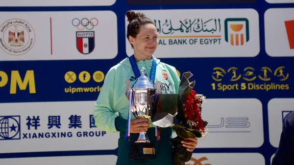 المجرية بلانكا جوزي تتوج بذهبية كأس العالم للخماسي الحديث في القاهرة ونهاية مشرفة للمصريات