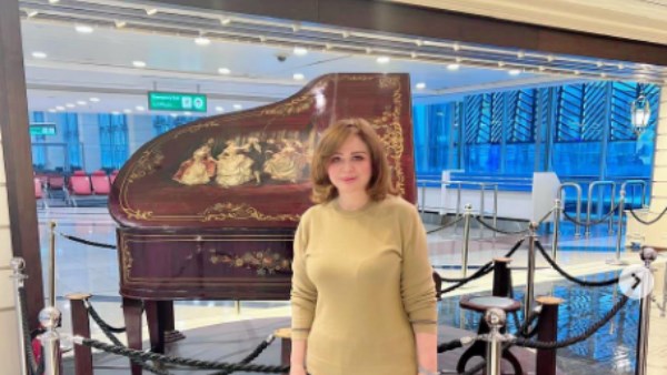 بإطلالة كاجوال أنيقة إلهام شاهين تبهر متابعيها برشاقتها اللافتة في أحدث ظهور لها