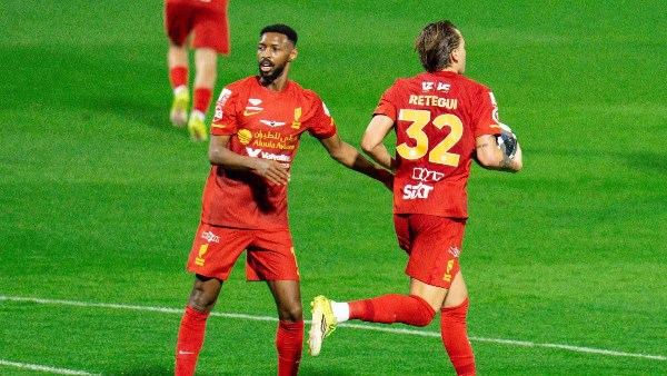 بثنائية السالم وكينونيس.. القادسية يكتسح الرياض برباعية في الدوري السعودي