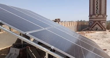 بقدرة 725 وات.. «الأنوار المحمدية» بملوي أول مسجد في المنيا يعمل كليًا بالطاقة الشمسية عبر 8 ألواح ونظام توليد ذاتي