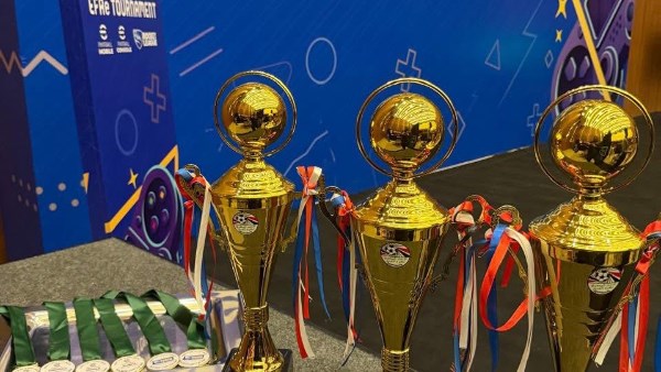 بمشاركة عالمية الجبلاية تنظم النسخة الأولى لبطولة EFAe لكرة القدم الإلكترونية وتكرم الفائزين