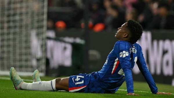 تحديد مدة غياب إستيفاو ويليان وموقفه من المشاركة مع البرازيل في المونديال بعد إصابته مع تشيلسي