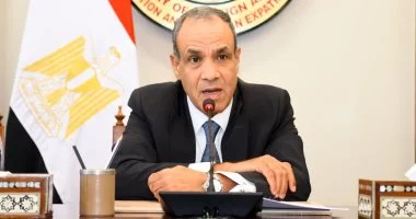 تحركات دبلوماسية مكثفة لوزير الخارجية مع عمان وباكستان وتركيا لاحتواء التوتر الإقليمي المتصاعد