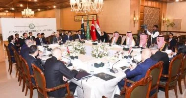 تحركات رباعية من مصر والسعودية وباكستان وتركيا لخفض التصعيد واستعادة الاستقرار بالمنطقة