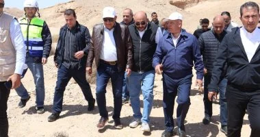 تحويل جبل الجلالة لمركز عالمي للطاقة النظيفة ببدء تنفيذ محطات الرياح والشمس العملاقة