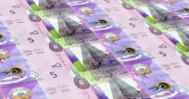 تراجع سعر الدينار الكويتي أمام الجنيه المصري خلال تعاملات اليوم الخميس 16 أبريل 2026