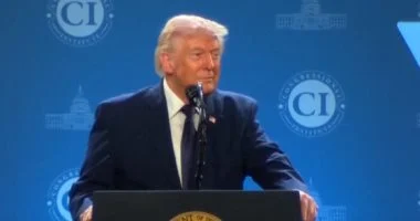 ترامب يتوقع حدوث تطورات مفاجئة في مفاوضات إسلام آباد خلال اليومين المقبلين