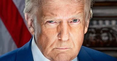 ترامب يعلن فرض رسوم جمركية بنسبة 50 بالمائة على الدول الموردة للسلاح لإيران