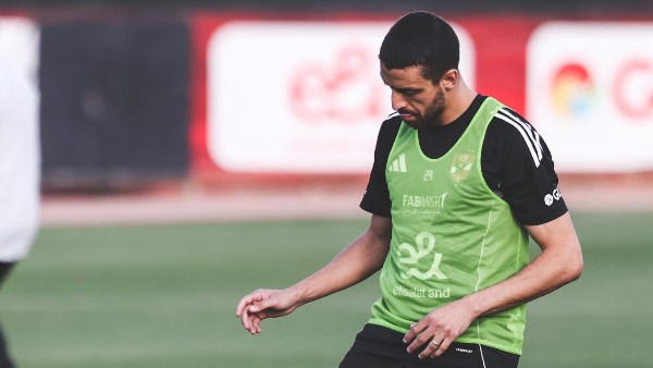 توروب يجهز طاهر محمد طاهر لقيادة هجوم الأهلي أمام بيراميدز في الدوري