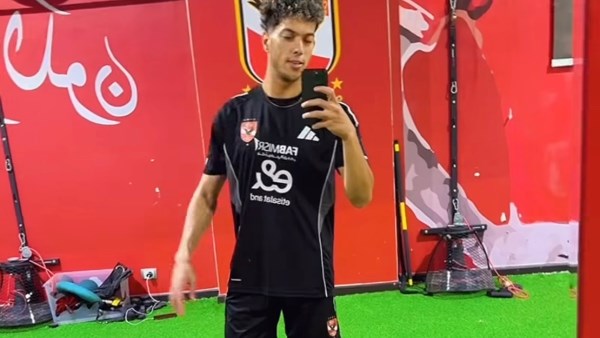 توروب يستقر على عودة إمام عاشور لتشكيل الأهلي الأساسي في قمة الزمالك