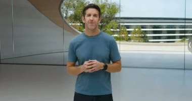 جون تيرنوس يقود ثورة بمنتجات آبل برؤية حاسمة