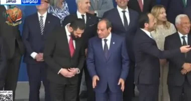 حديث ودي بين الرئيس السيسي ونظيره السوري خلال الاجتماع العربي الأوروبي في قبرص