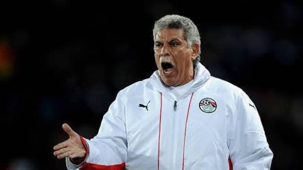 حسن شحاتة يكشف كواليس رفضه عرضا لتجنيسه وتمثيل منتخب الكويت خلال مسيرته الاحترافية