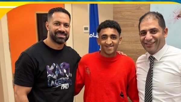 حسنى عبد ربه يطمئن على حالة محمد خطاري ويوجه الشكر لمدير المجمع الطبي بالإسماعيلية