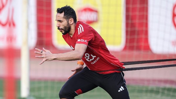 خالد الغندور يعلن اقتراب عودة كريم فؤاد للأهلي وموقفه من مباراتي بيراميدز والقمة