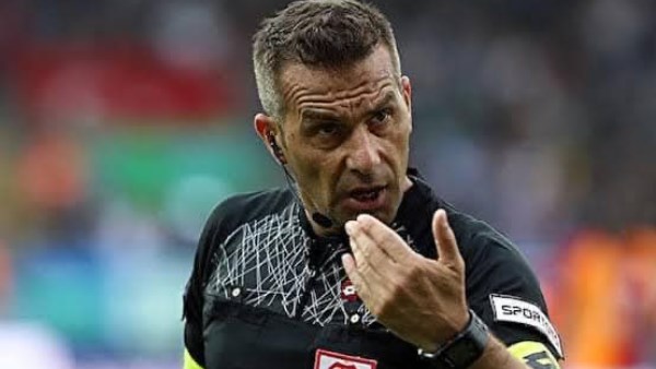 خبير تركي: الأهلي استحق ركلة جزاء أمام سيراميكا كليوباترا