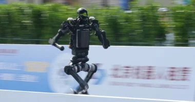 ذكاء اصطناعي صيني يحطم أرقام الماراثون متفوقًا على البشر