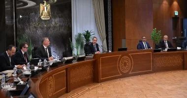 رئيس الوزراء يصدر قراراً بإعادة تشكيل المجموعة الوزارية لريادة الأعمال برئاسة حسين عيسى