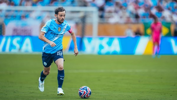 رسميا مانشستر سيتي يعلن رحيل بيرناردو سيلفا بنهاية الموسم بعد مسيرة توج خلالها بـ 19 بطولة