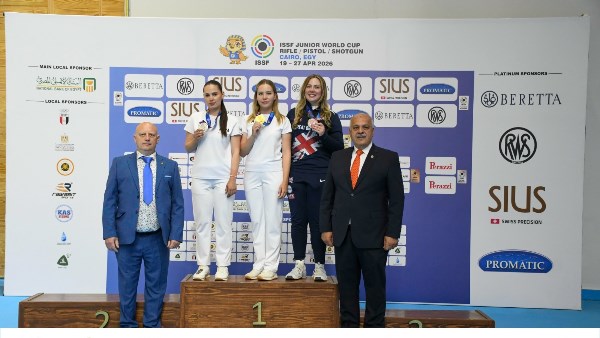 رقم عالمي جديد بمونديال الرماية للناشئين يؤكد جودة الميادين المصرية في العاصمة الإدارية