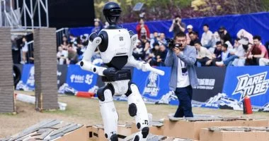 روبوت تيان كونغ 3.0 الصيني يحقق استقلالية كاملة في تحدي المحاكاة