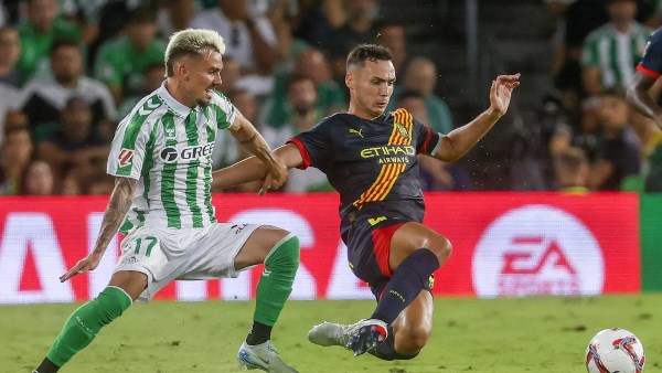 ريال بيتيس يقلب الطاولة على جيرونا ويهزمه بنتيجة 3-2 في مباراة مثيرة بالدوري الإسباني