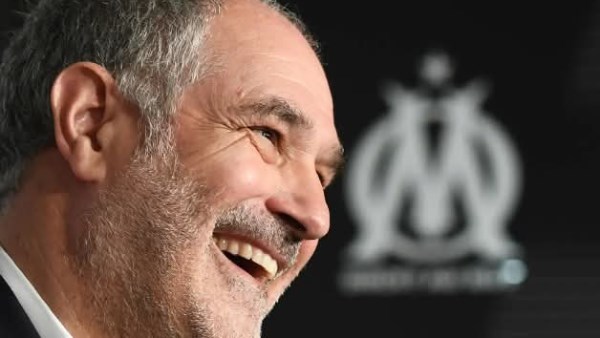 زوبيزاريتا يحسم الجدل حول مفاوضات الأهلي لتولي منصب المدير الرياضي خلفًا لمحمد يوسف