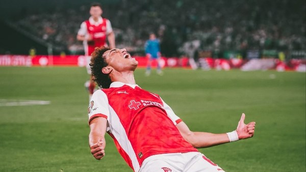 سبورتينج براجا يقلب الطاولة على ريال بيتيس ويتأهل لنصف نهائي الدوري الأوروبي