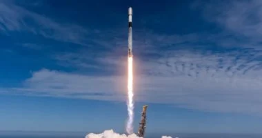 سبيس إكس تحقق إنجازاً تاريخياً بـ 600 هبوط لصاروخ مداري