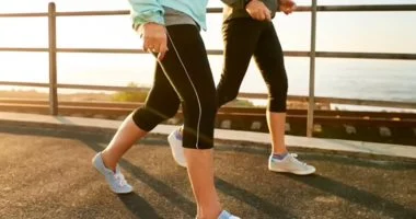 سرعة المشي بوقت مثالي تكشف عمرك الصحي وأسرار جسمك