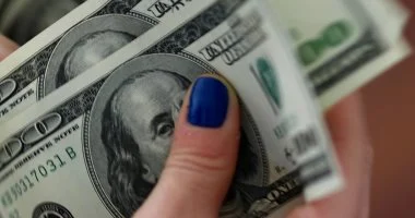 سعر الدولار اليوم يحافظ على استقراره أمام الجنيه المصري في تعاملات السبت بالبنوك المصرية