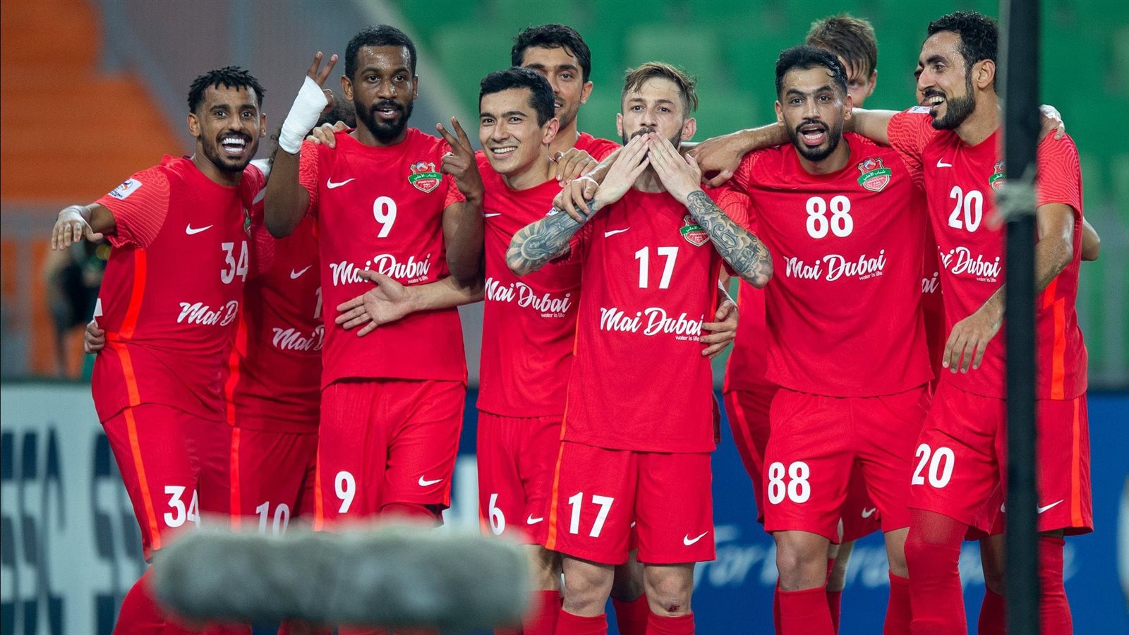 سوزا وكورودا يرفعان شعار التحدي قبل صدام شباب الأهلي وماتشيدا في نصف النهائي الآسيوي