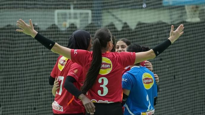 سيدات طائرة الأهلي إلى ربع نهائي بطولة أفريقيا بعد الفوز على كمبالا الأوغندي بثلاثية نظيفة