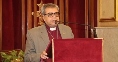 سينودس النيل الإنجيلي يحسم الجدل ويقرر غلق باب المناقشة في ملف رسامة المرأة قسيسة