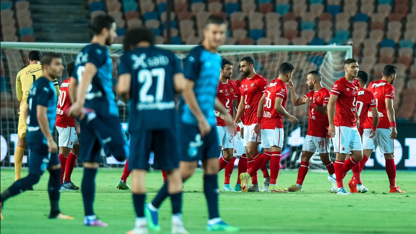 شوبير يكشف تغييرات تشكيل الأهلي وعودة ثلاثي بيراميدز المصاب قبل مواجهة الفريقين في الدوري