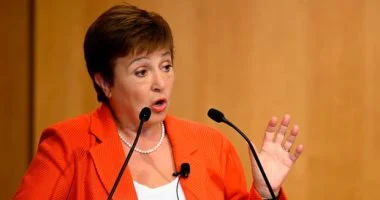 صندوق النقد يطالب البنوك المركزية برفع أسعار الفائدة لمواجهة مخاطر التضخم العالمي