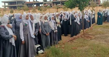 طلاب النقل الإعدادي الأزهري يؤدون اليوم امتحانات الفقه والنحو والصرف وسط إجراءات مشددة