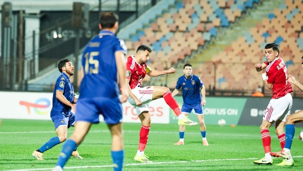 طولان: الأهلي يستحق ركلة جزاء صحيحة وزيزو أفضل مع الزمالك