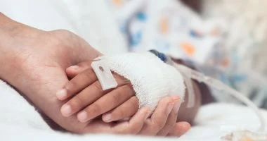 علاج مناعي جديد يبشر بإنهاء السرطانات النادرة وعدوانية لدى الأطفال