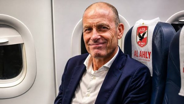 غضب في مجلس الأهلي ورغبة في إقالة توروب بعد الهزيمة بثلاثية من بيراميدز