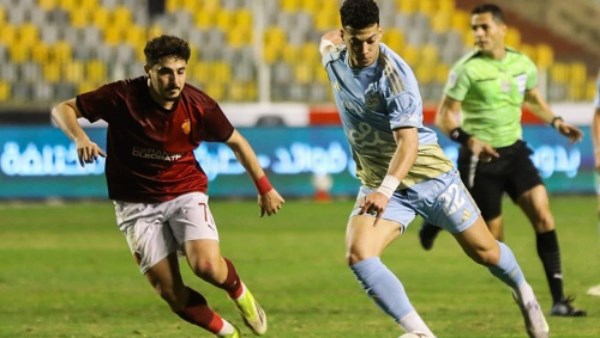 فيفا يؤيد قرار الحكم محمود وفا في ركلة جزاء الأهلي المُلغاة أمام سيراميكا كليوباترا