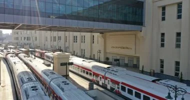 قائمة مواعيد قطارات الصعيد المكيفة والروسية على خطي القاهرة والإسكندرية إلى أسوان اليوم