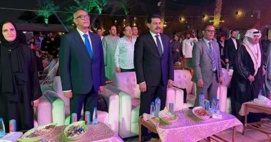 قنصل مصر بجدة يلتقي أبناء الجالية في المدينة المنورة ويكرم الطلاب المتفوقين ويستعرض تعليمات الحج