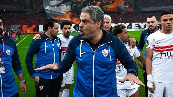 كواليس جلسة معتمد جمال مع لاعبي الزمالك لتصحيح الأخطاء الدفاعية قبل مواجهة شباب بلوزداد