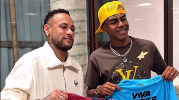 لامين يامال: نيمار هو قدوتي الأكبر ومصدر إلهامي الأول منذ طفولتي بنادي برشلونة