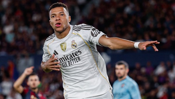 مبابي يعزز صدارته لترتيب هدافي دوري أبطال أوروبا وهاري كين يطارده من الوصافة