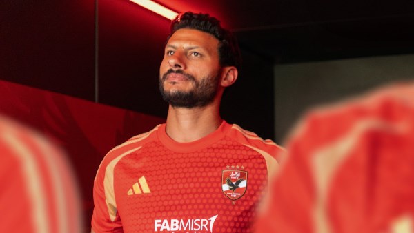 محمد الشناوي يطالب يانكون توروب بالعودة لحماية عرين الأهلي من أجل كأس العالم