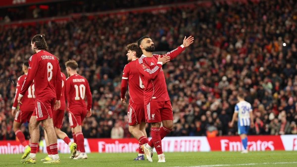 محمد صلاح يقود تشكيل ليفربول الرسمي لمواجهة إيفرتون في ديربي الميرسيسايد بالدوري الإنجليزي