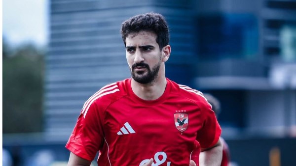 محمد علي بن رمضان يقترب من قيادة تشكيل الأهلي الأساسي أمام بيراميدز بدلا من حسين الشحات