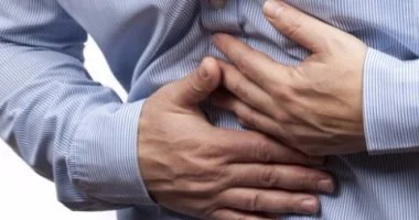 مخاطر صحية صامتة: 5 آثار جانبية للإفراط بمضادات الحموضة